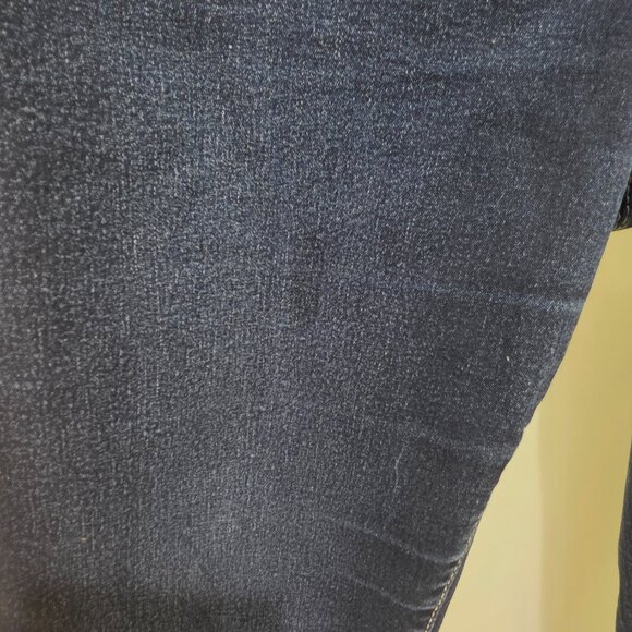 True Religion Dark Wash Skinny Jeans – Size 34 – Classic Fit, Iconic Style! 🔷 - Picture 8 of 12